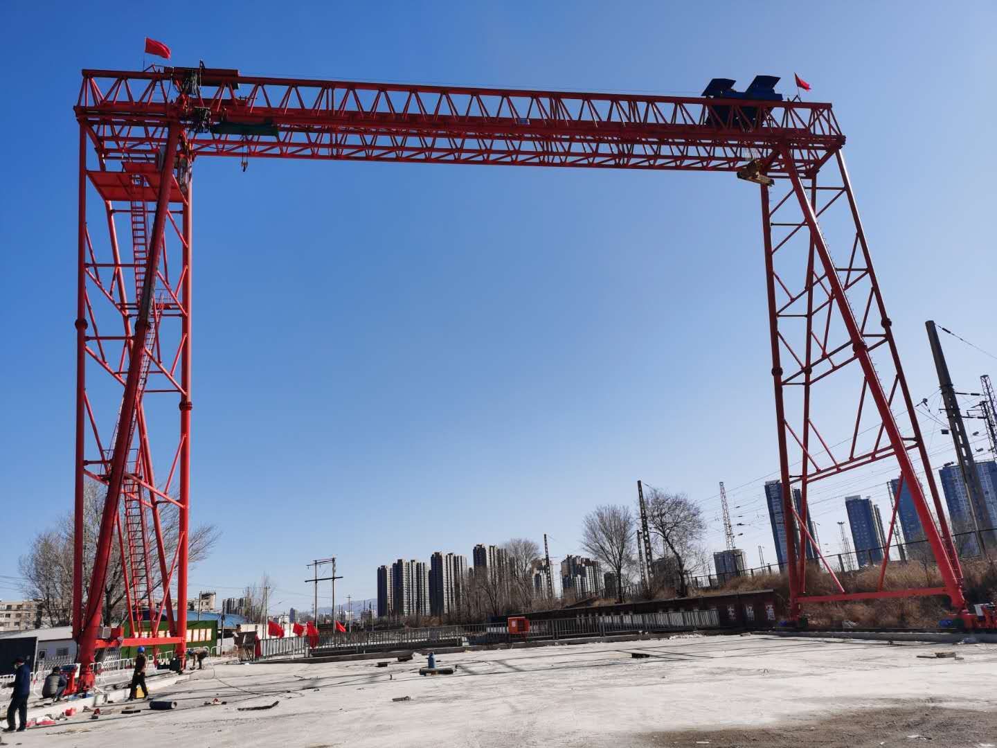 浙江省嘉興市平望縣乍浦鎮(zhèn)，乍浦經(jīng)濟開發(fā)區(qū)，平海路，中建港務(wù)建設(shè)有限公司乍浦港E區(qū)4號泊位工程項目部